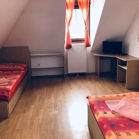 Penzion Pramen Liptovske Sliace Exteriör bild
