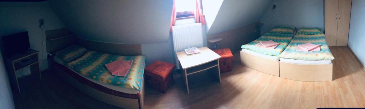 Penzion Pramen Liptovske Sliace Exteriör bild